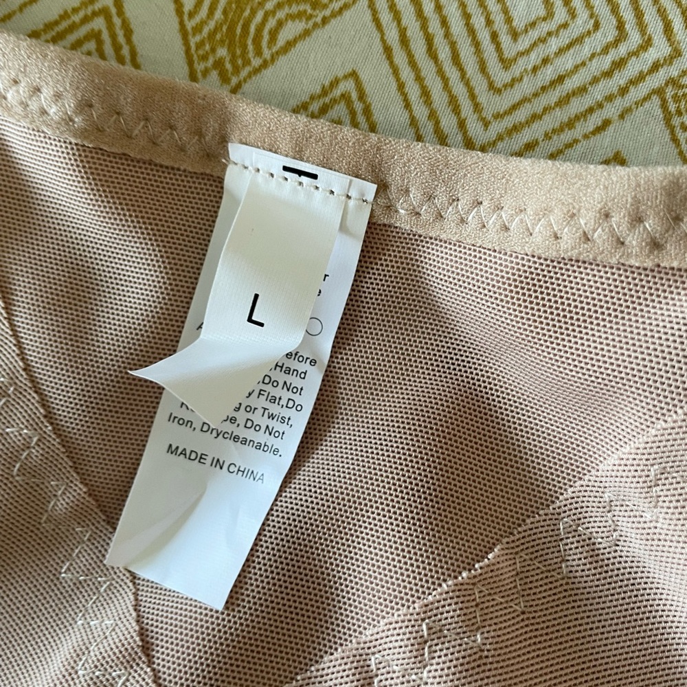 Shapewear - Picture 3 of 5
